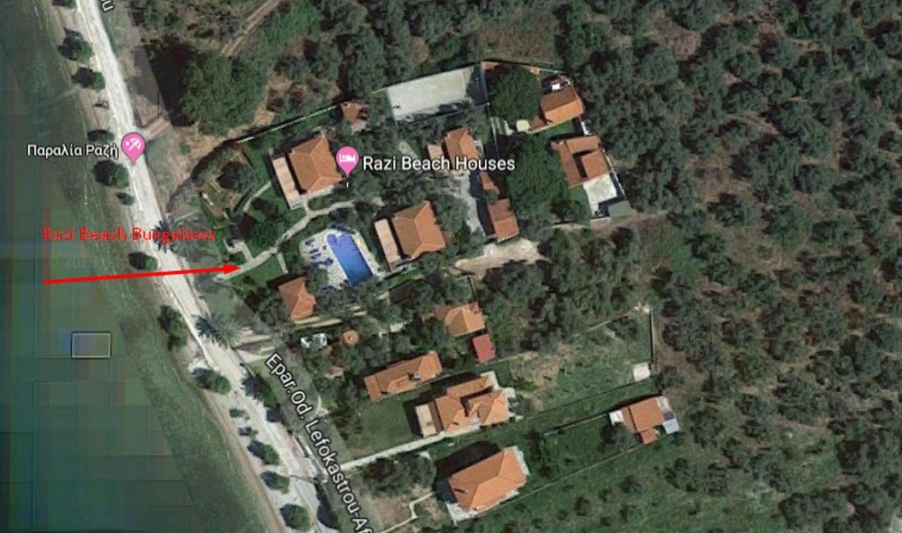 Razi Beach Lefókasztro Kültér fotó