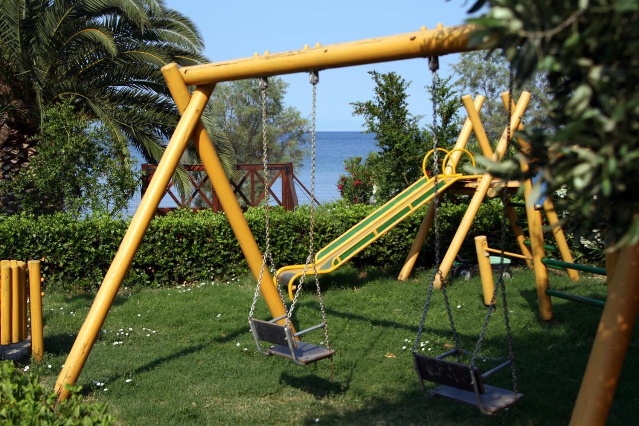 Razi Beach Lefókasztro Szoba fotó